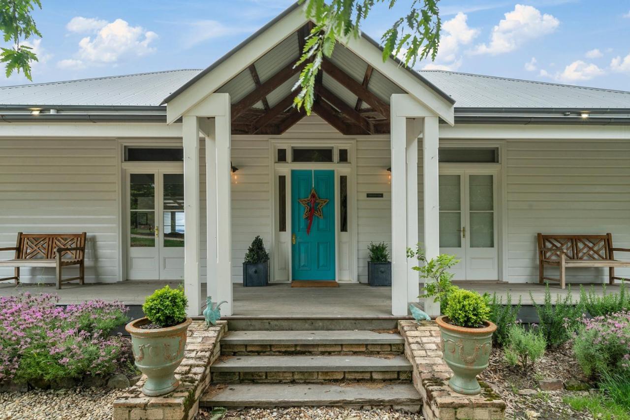 Mansfield Manor Villa Barwite Bagian luar foto